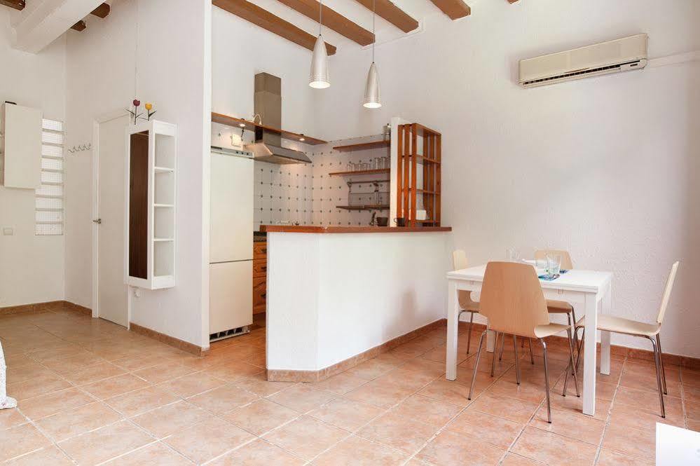 Flateli Borrell Apartment Barcelona Exterior photo