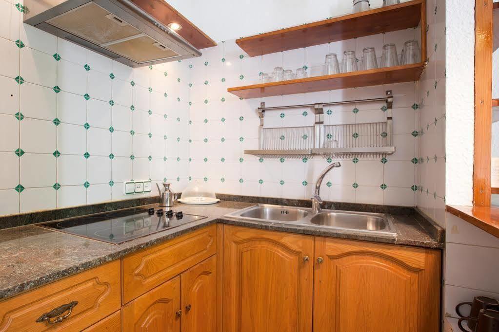 Flateli Borrell Apartment Barcelona Exterior photo